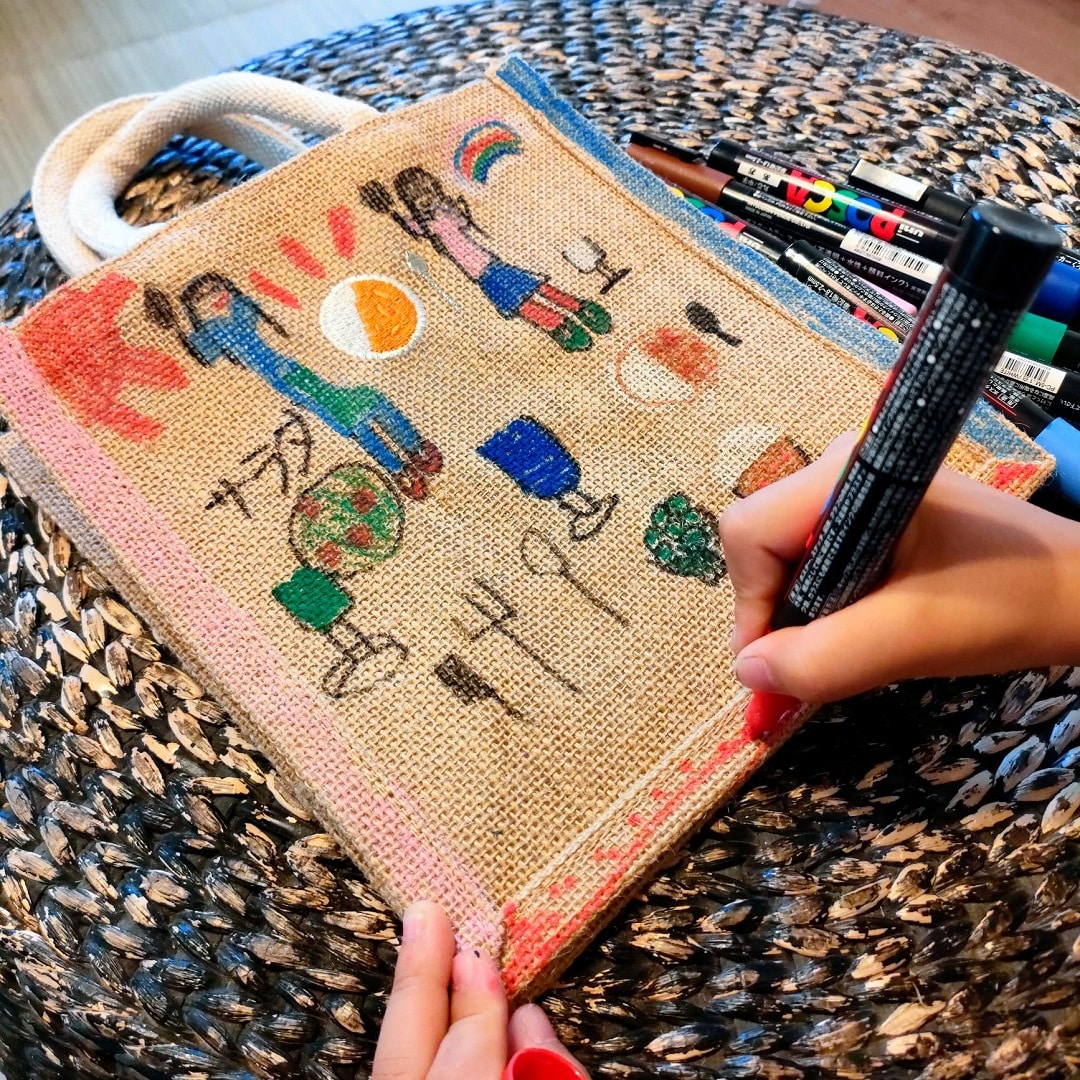お絵描きの様子