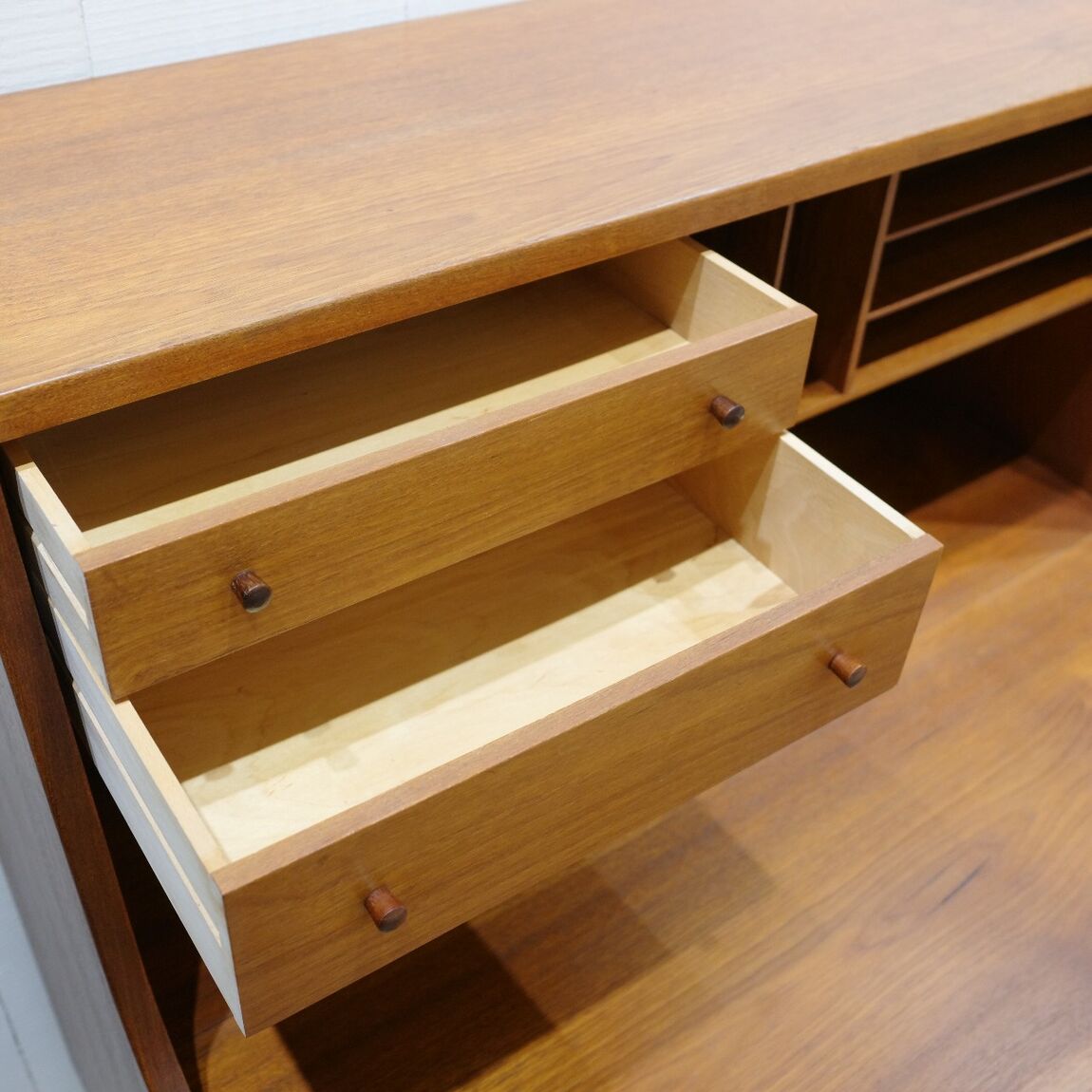 【IDÉE日本橋店】ビューロー_J8P6tm