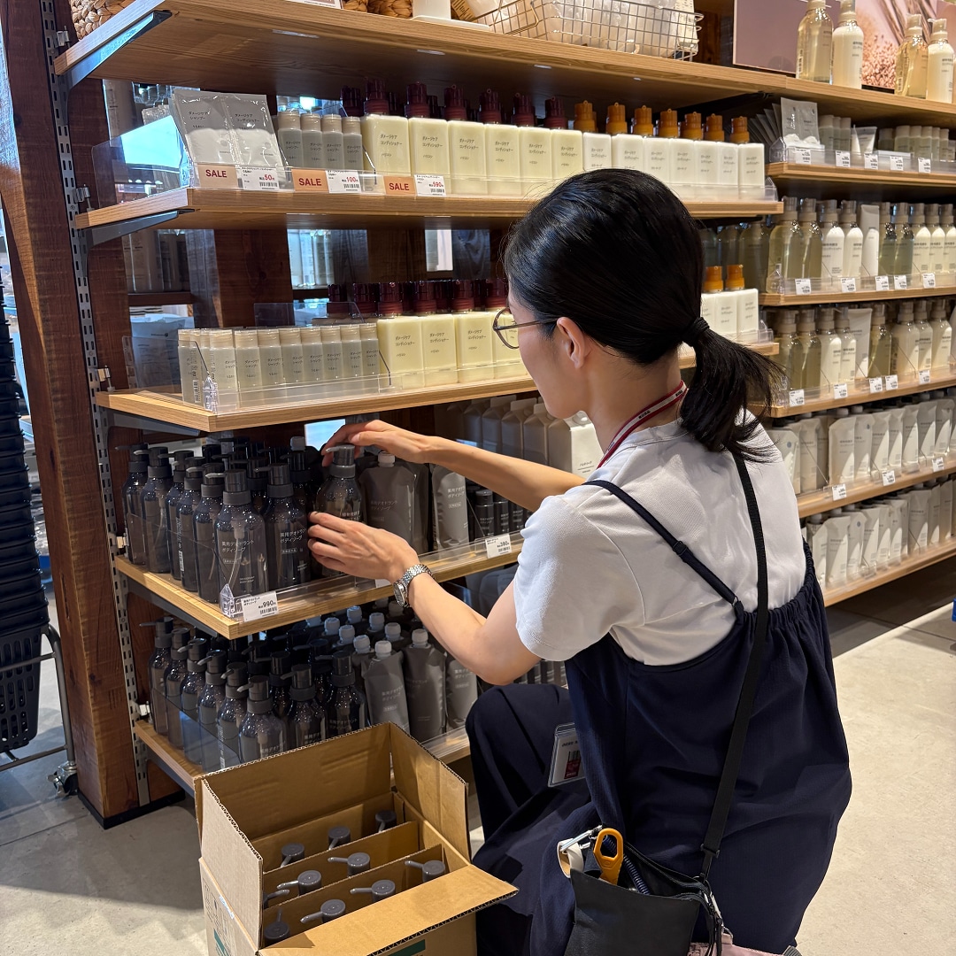 品出しナス