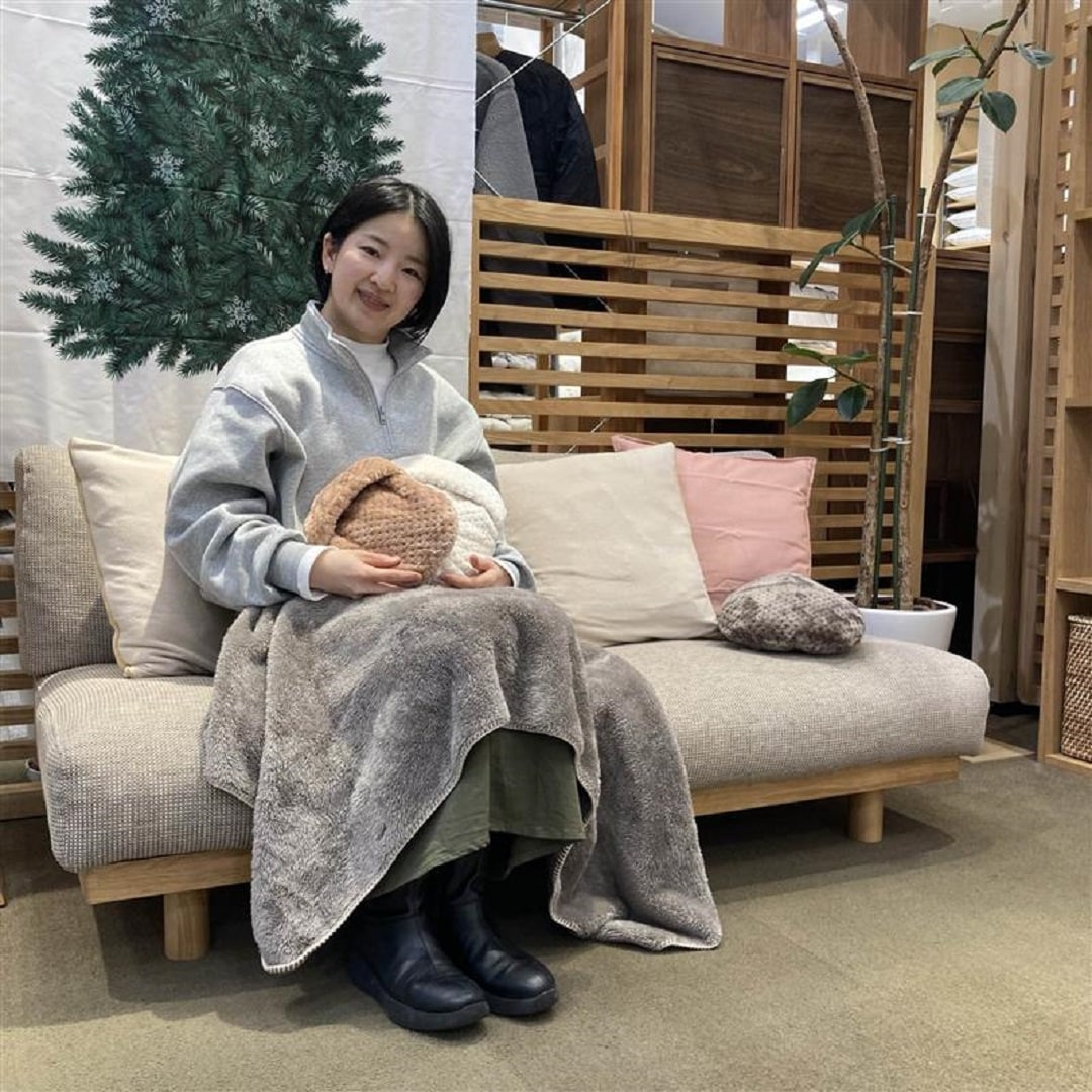 045423_20251229_01_04