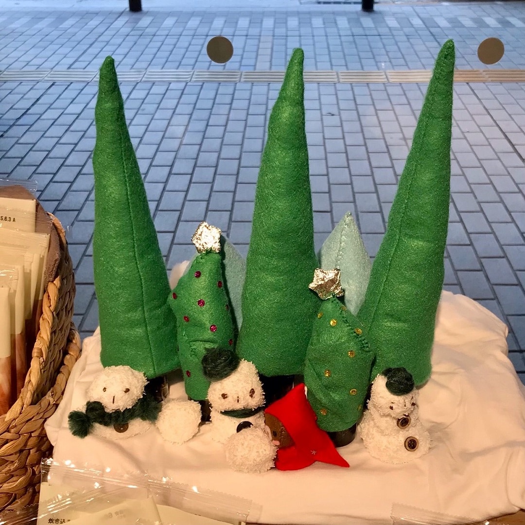 https://contents.muji.com/jp/sites/jp/files/%E3%82%AB%E3%83%BC%E3%83%89%E3%80%805.jpg