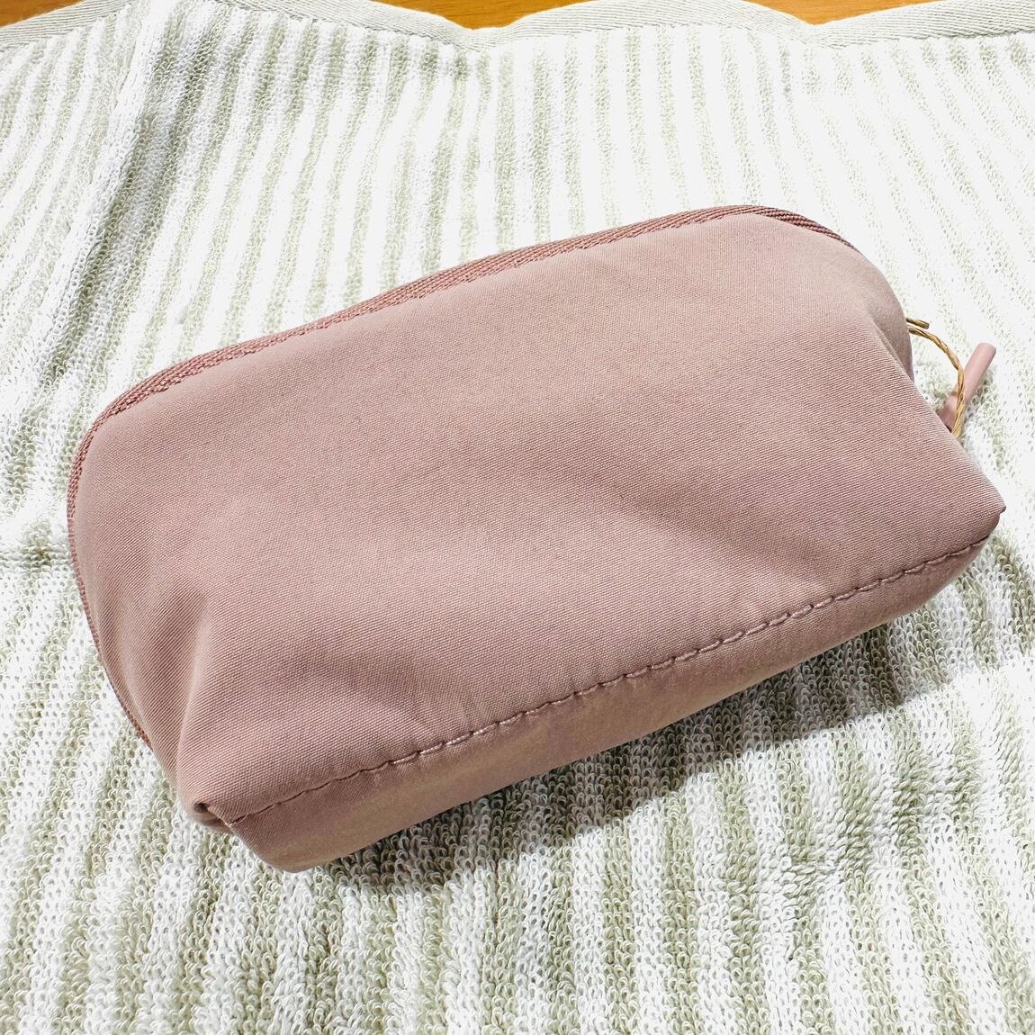 【アミコ東館】新しいポーチのご紹介_Uqp31g