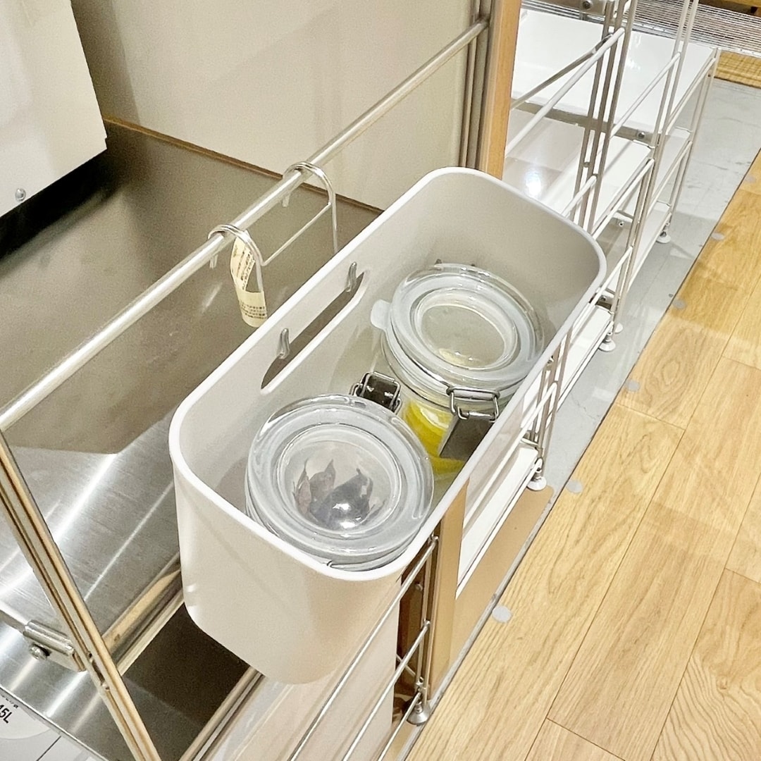 吊るしても使えるケース