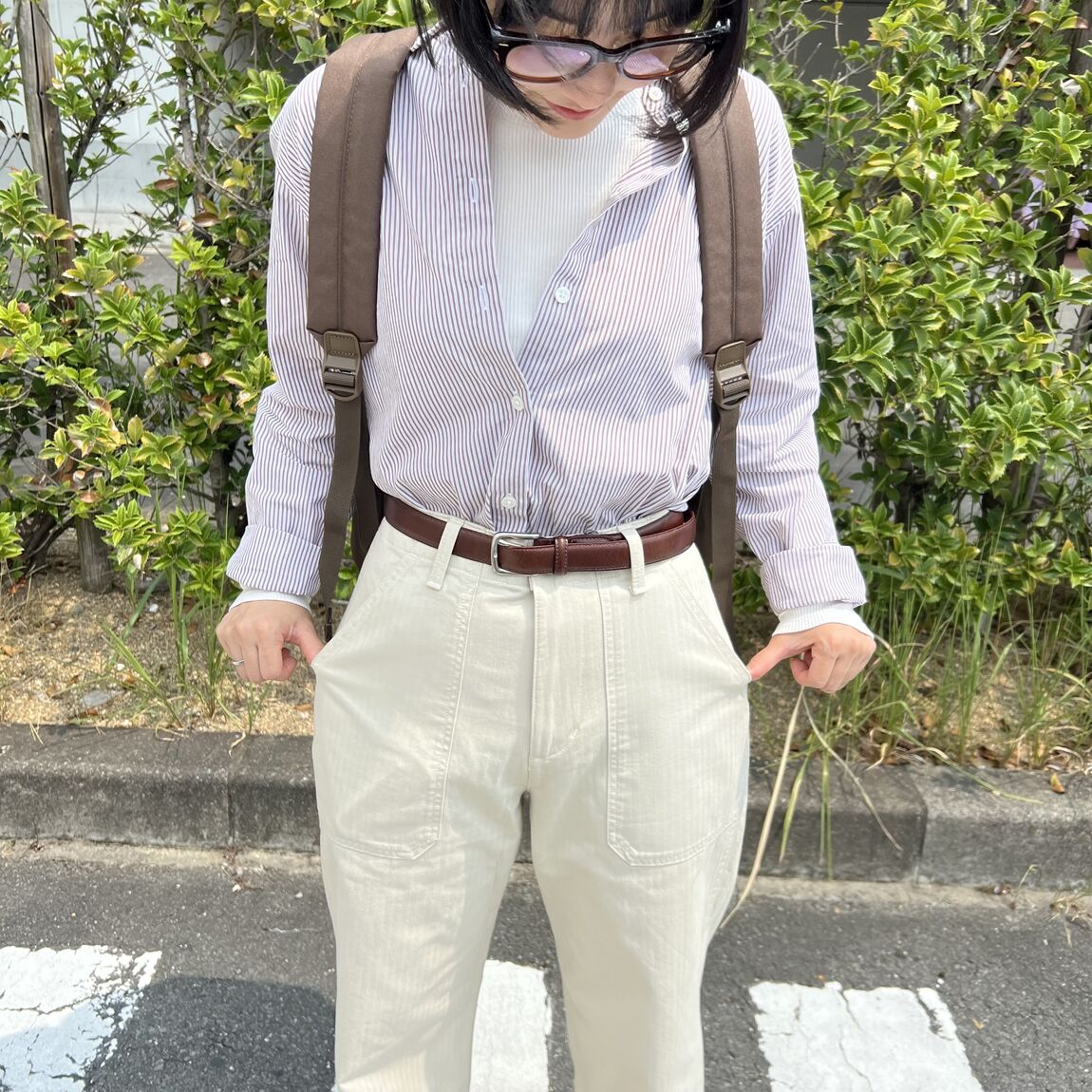 606
