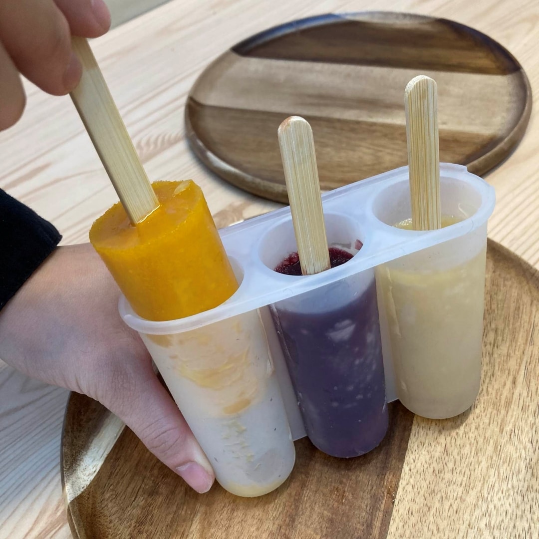 【唐津】夏に大活躍！　『シリコーン　アイスバーも作れる製氷器』_anK95a