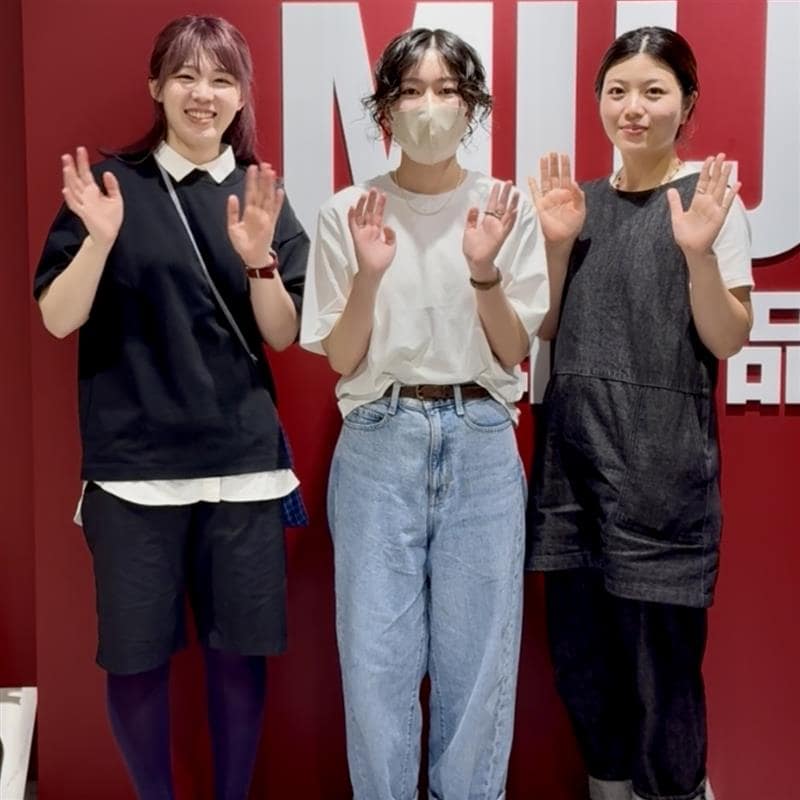 【ソラリアプラザ】スタッフの着こなし｜スタッフTシャツDAY開催のお知らせ_oY84fm