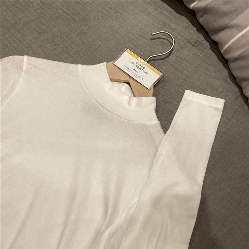 婦人　あったか綿　ハイネック長袖Ｔシャツ