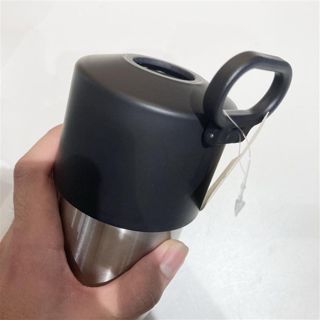 【ホテルメトロポリタン鎌倉】冷やしたままペットボトルを持ち運べる　ペットボトル用保冷ホルダーのご紹介_1UfulX