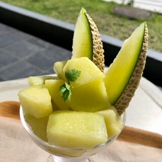 【みんなみの里】鴨川産　アクアメロンパフェ