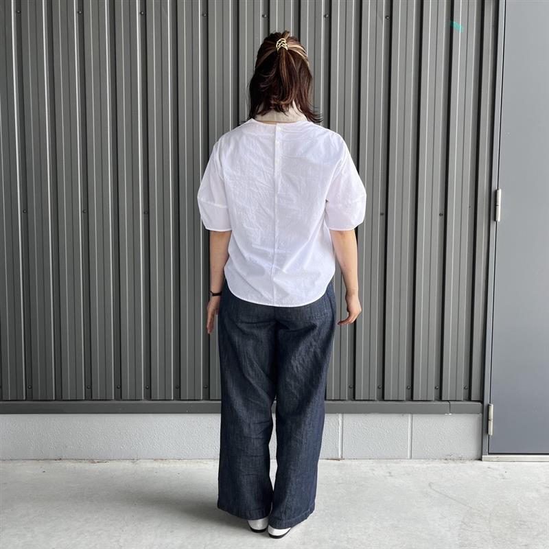 046827-4