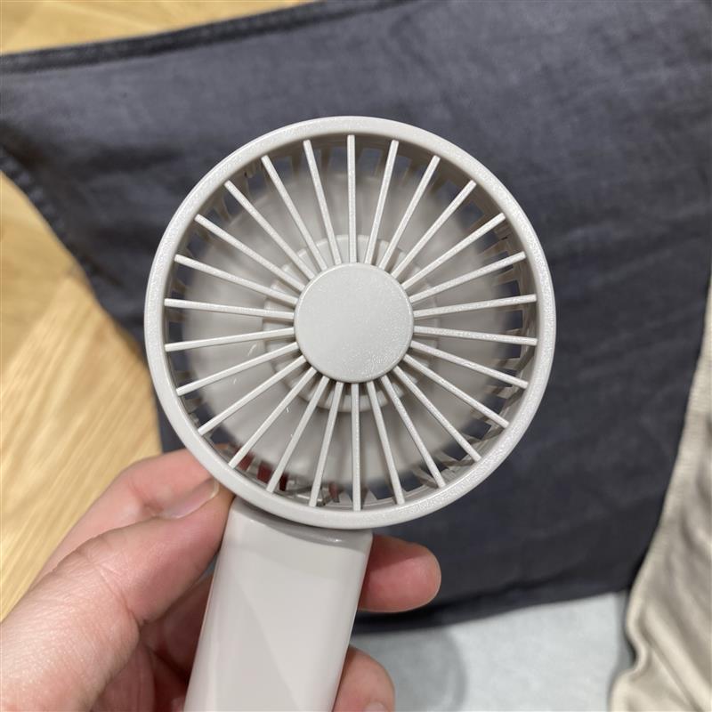 ハンディファン