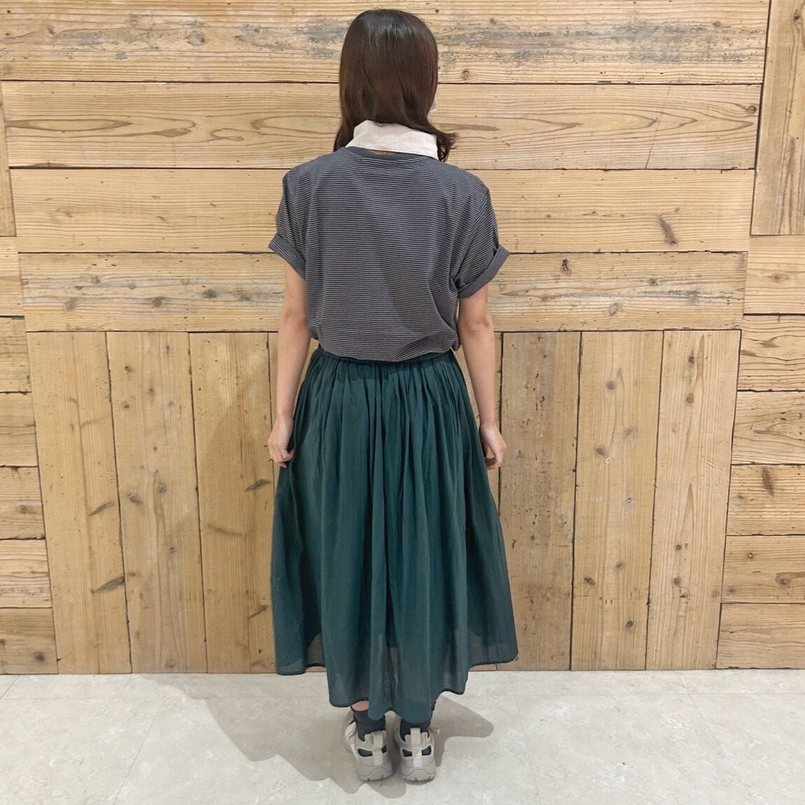 う3
