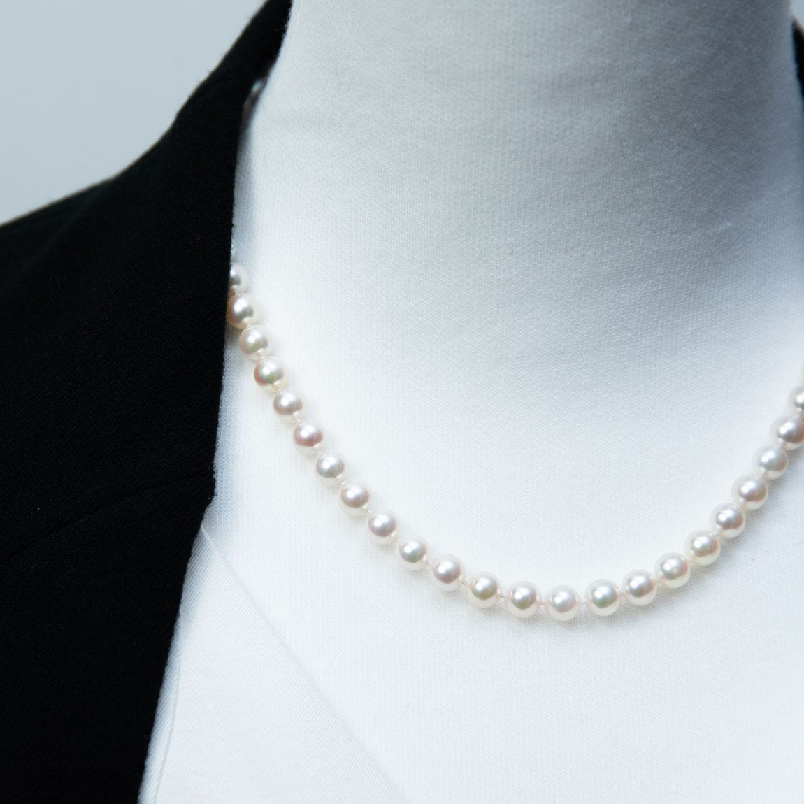 Akoya Pearl Necklace_2.jpg 