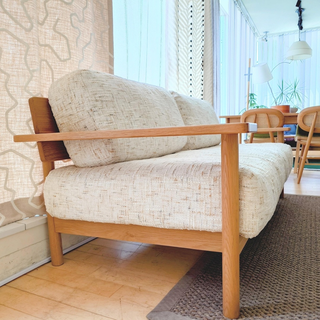 DIMANCHE SOFA side