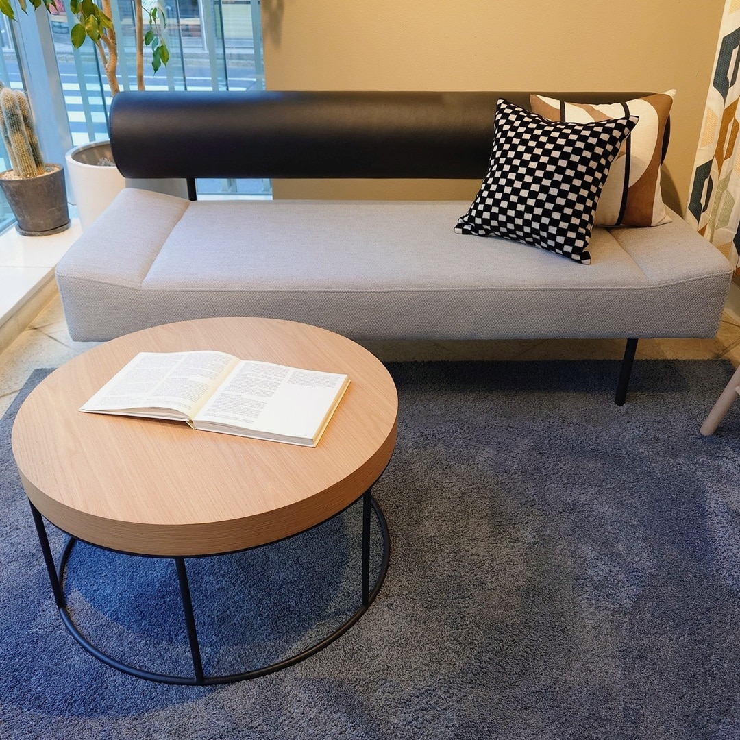 DIVANCO SOFA LOW TABLE SET