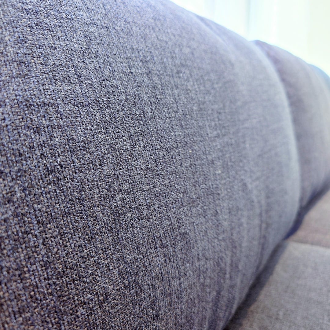 DIMANCHE SOFA stock