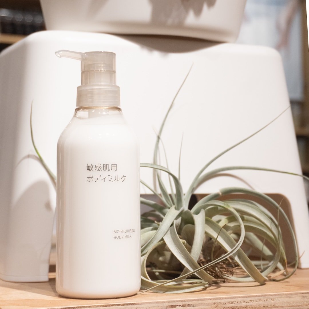 【グランフロント大阪】化粧品登録のインナー、着るスキンケア_iyWM8S