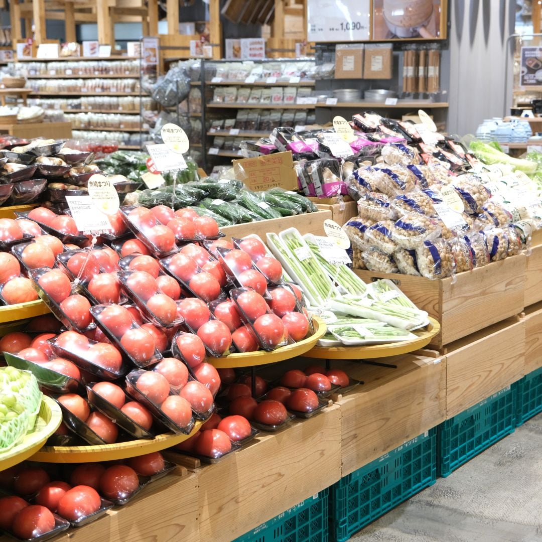 【堺北花田】林田商店さんの市場まつり開催中｜青果売場から_z2mfkP