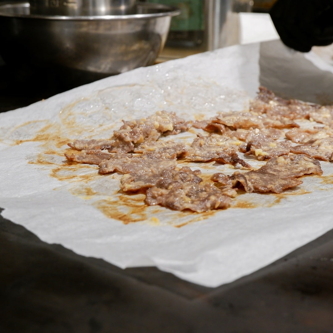 【京都山科】お肉を味わう期間限定のメニューできました｜肉ぶっかけうどんロマン亭