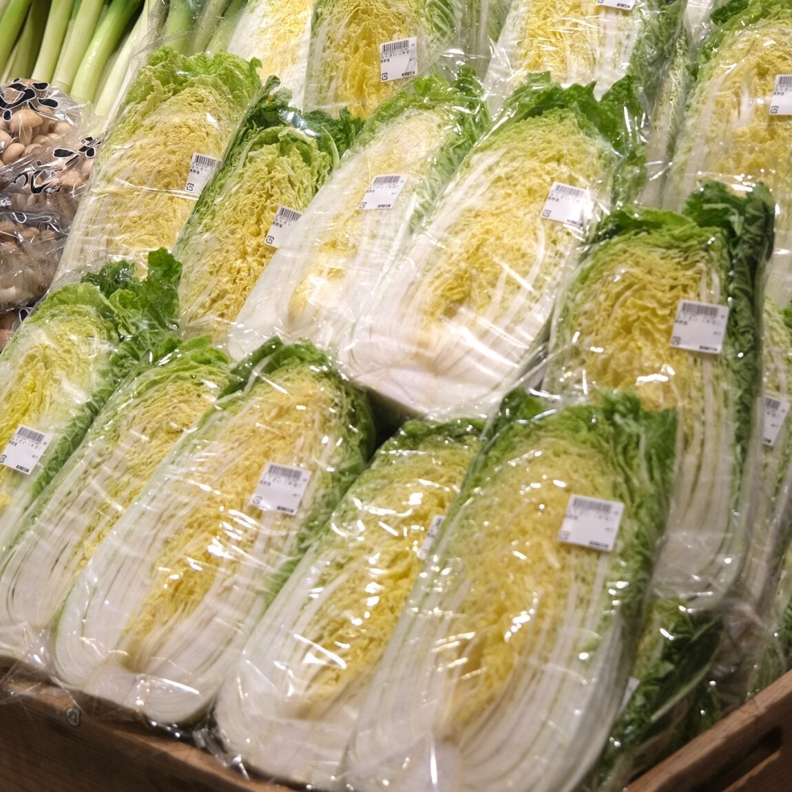 【堺北花田】林田商店さんの市場まつり開催中｜青果売場から_8xBkib
