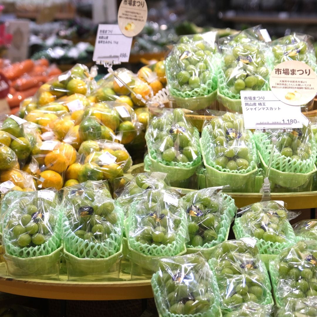 【堺北花田】林田商店さんの市場まつり開催中｜青果売場から_OWptk7