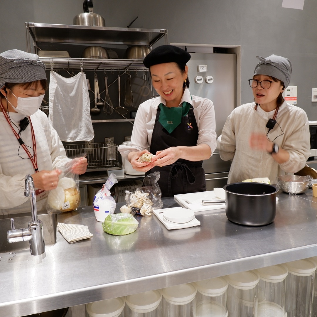 【京都山科】炊飯器でつくる、満足煮込み料理｜いっしょにつくろう