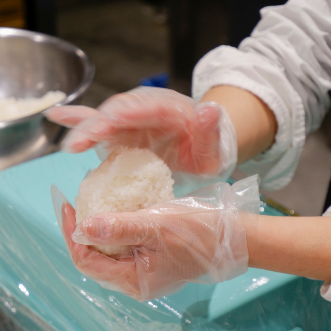 【京都山科】膝のうえにも花満開｜お惣菜屋 咲菜