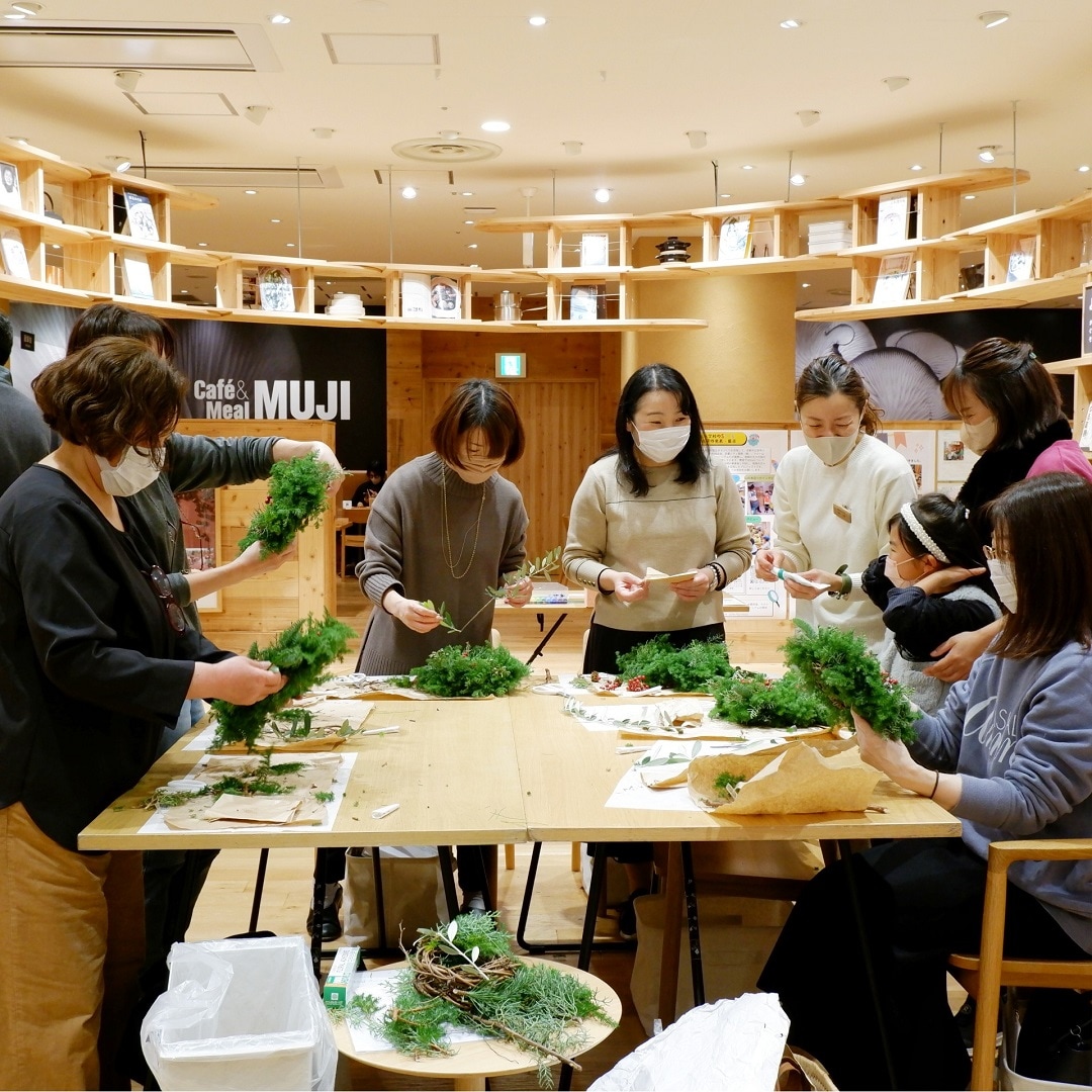 【京都山科】幸運のお守り、クリスマスリース |イベントレポート