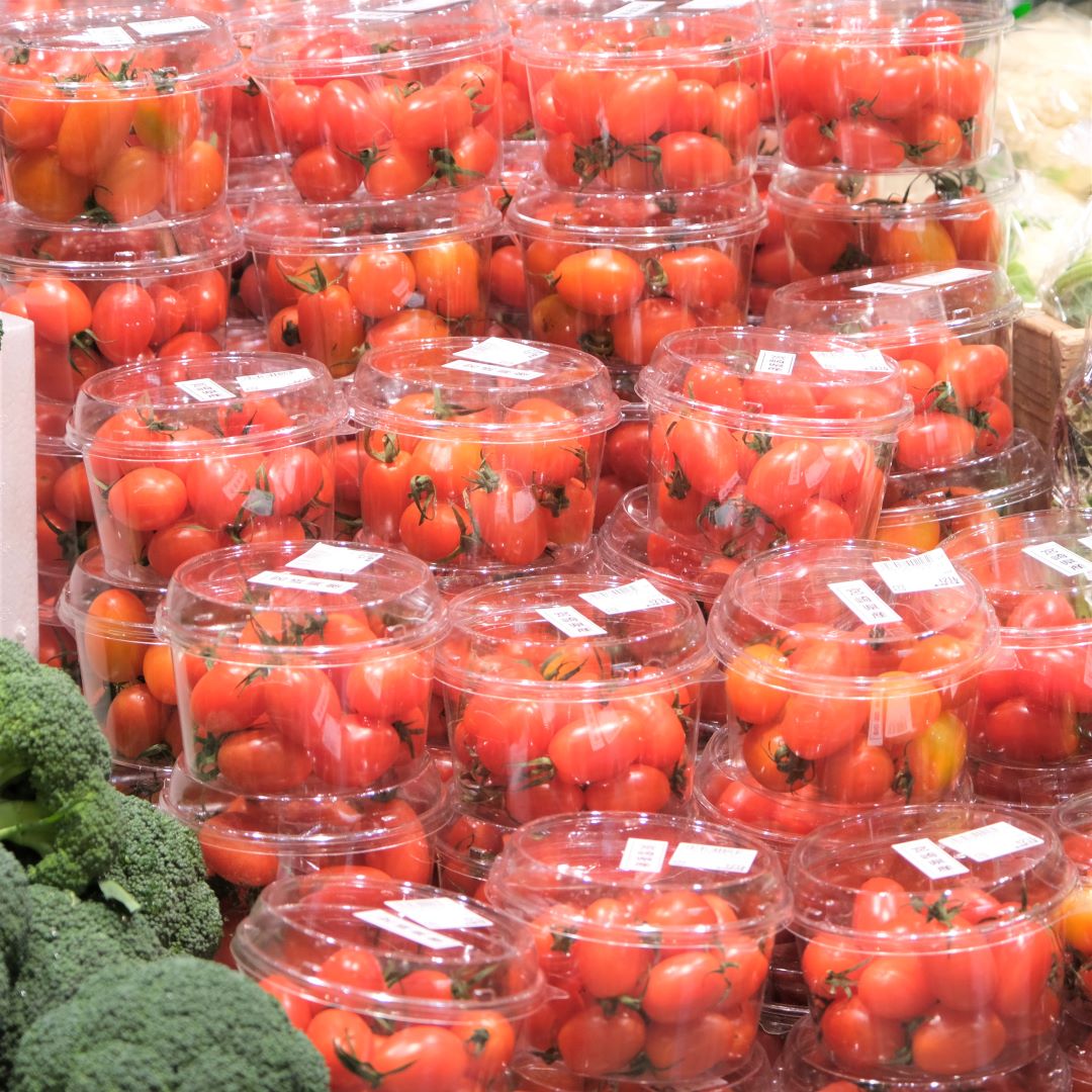 【堺北花田】林田商店さんの市場まつり開催中｜青果売場から