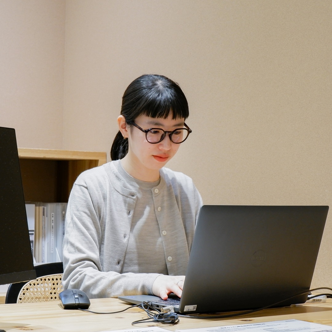 【京都山科】オンでもオフでも秋暑の相棒｜スタッフコーディネート