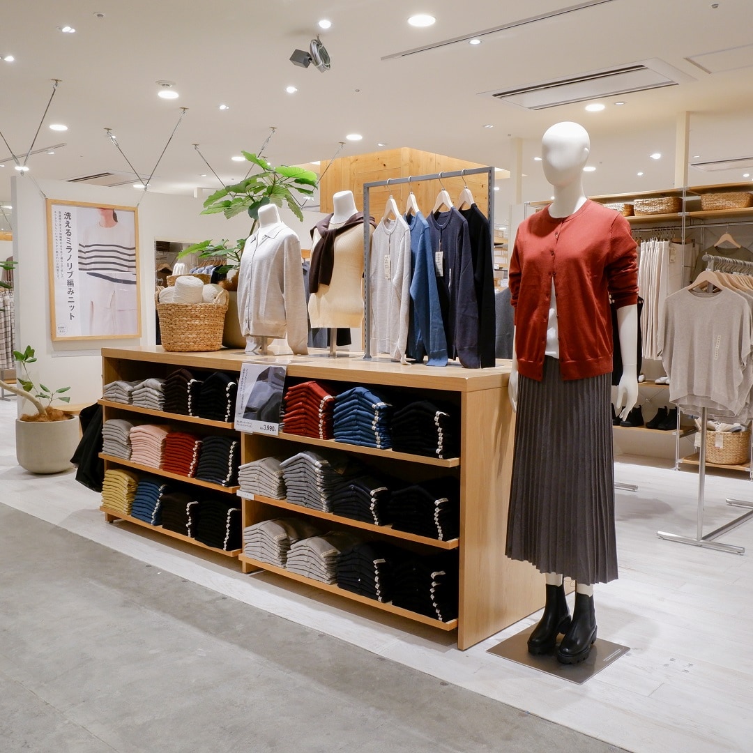 【京都山科】オンでもオフでも秋暑の相棒｜スタッフコーディネート