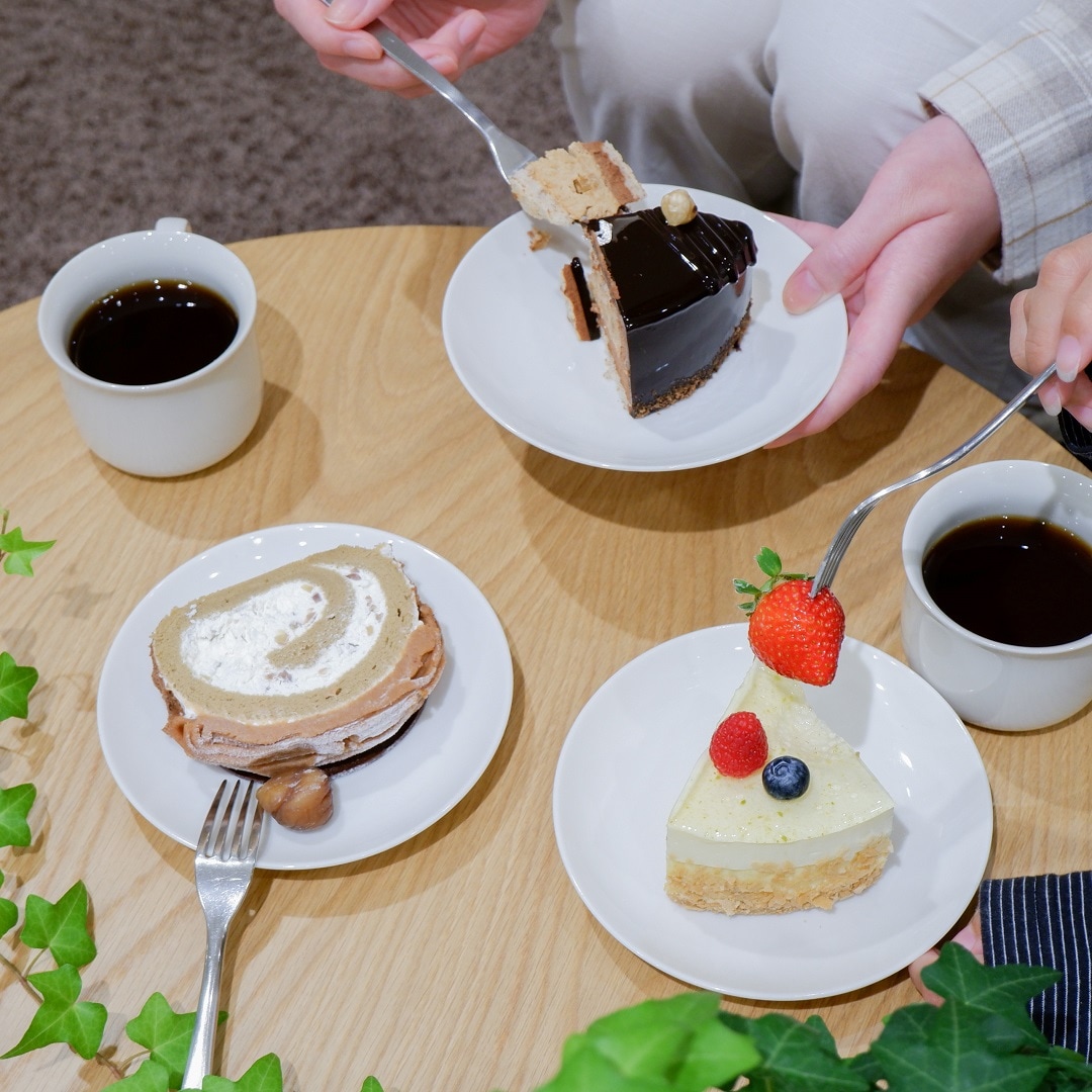 【京都山科】クリスマスケーキのご予約承り中です｜京都 クグロフ家