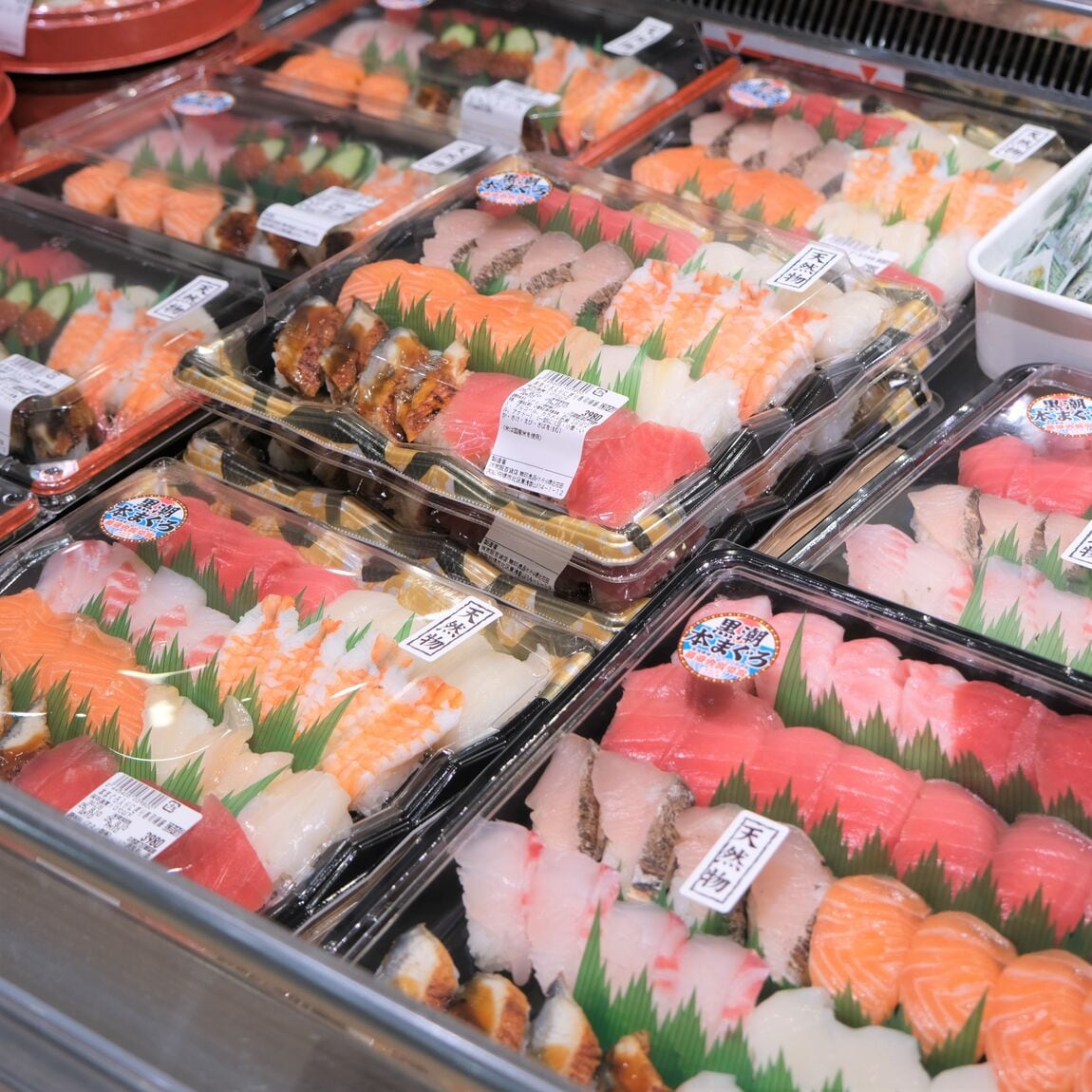 【堺北花田】お寿司に牡蠣、ごちそうを楽しもう｜鮮魚売場から