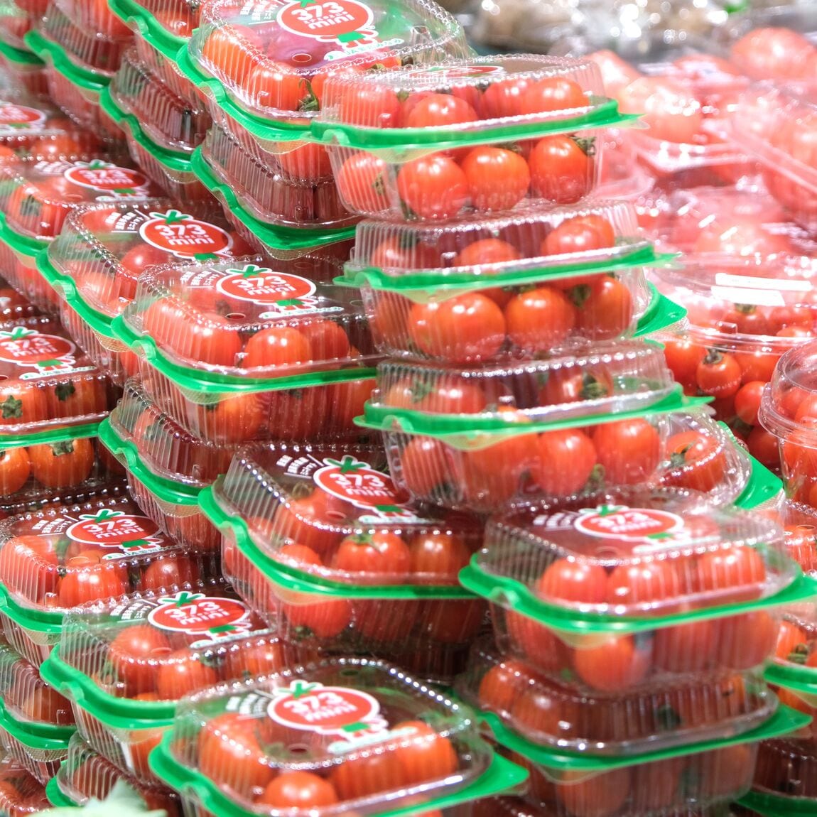 【堺北花田】林田商店さんの市場まつり開催中｜青果売場から