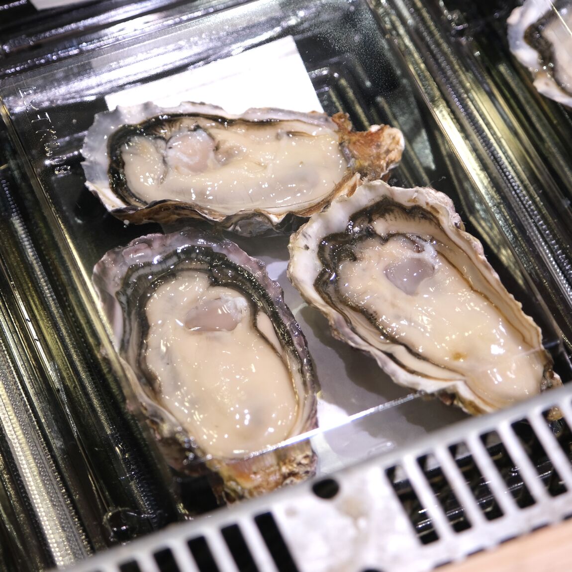 【堺北花田】かなわの殻付牡蠣、販売中です