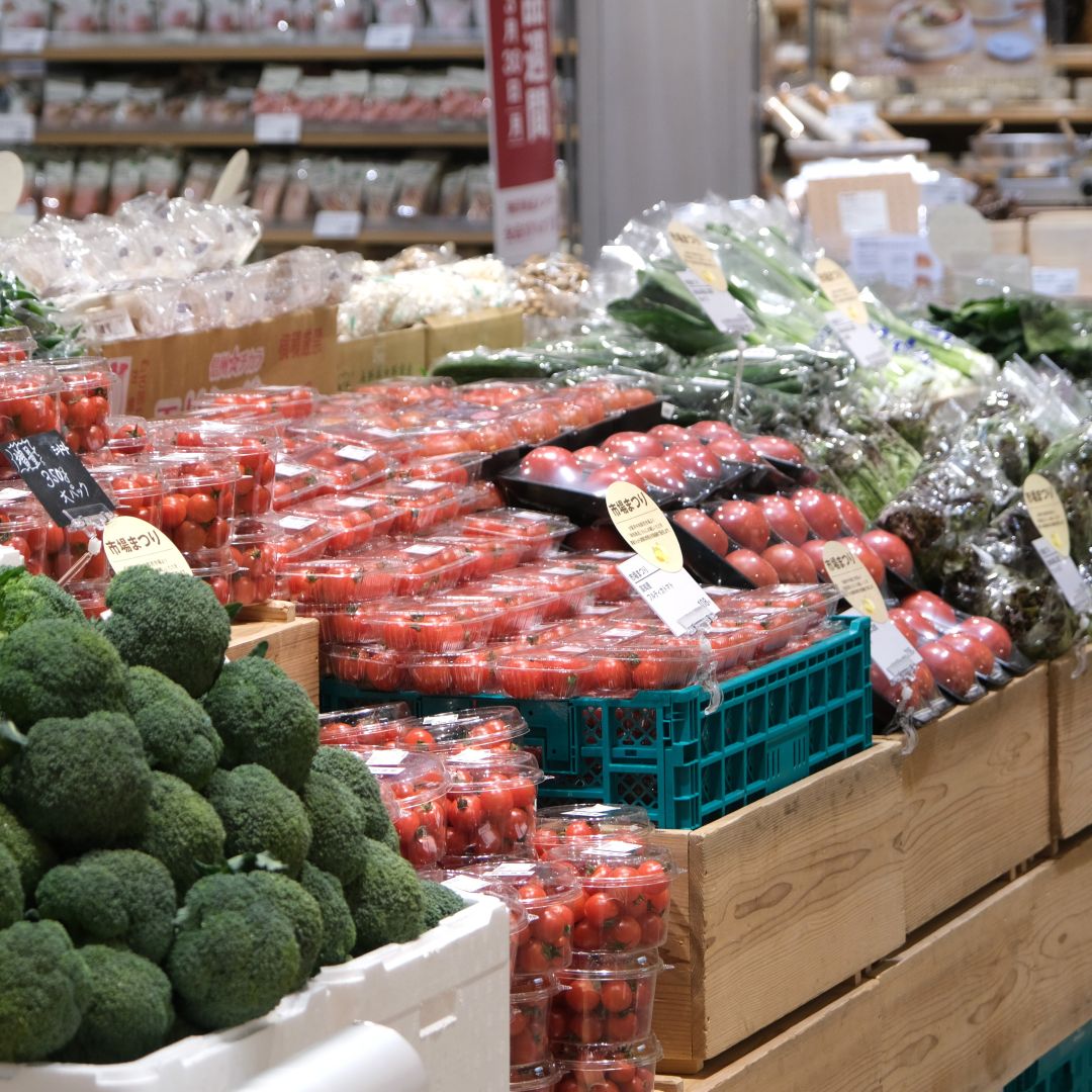 【堺北花田】林田商店さんの市場まつり開催中｜青果売場から