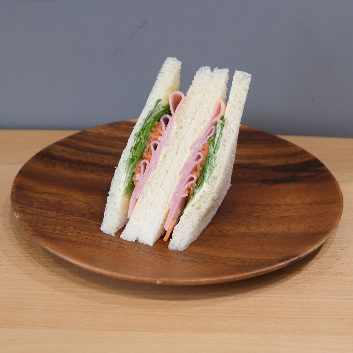 【堺北花田】ダイヤ製パンの三角サンド販売します