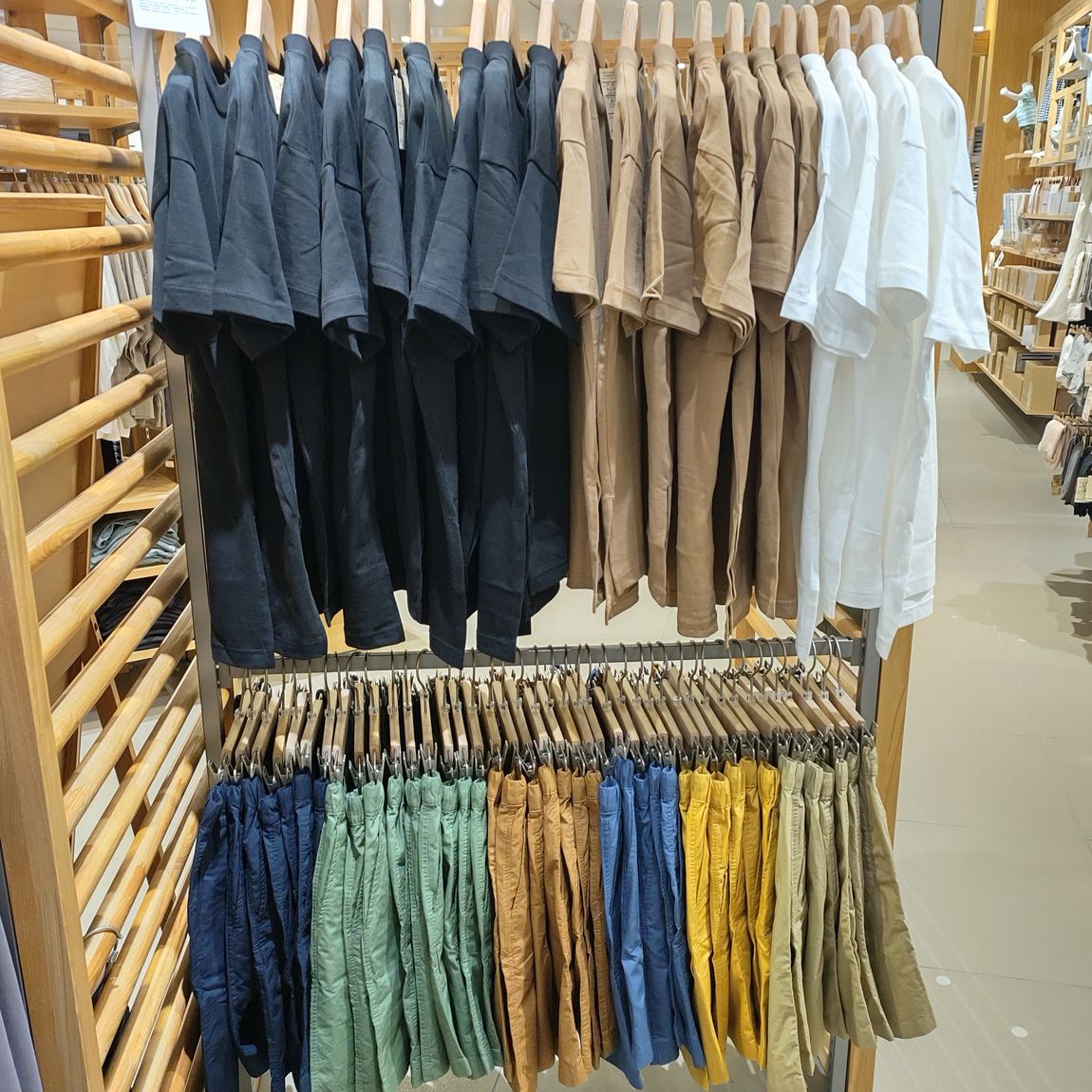 【アリオ倉敷】Tシャツ、ハーフパンツのカラーバリエーション