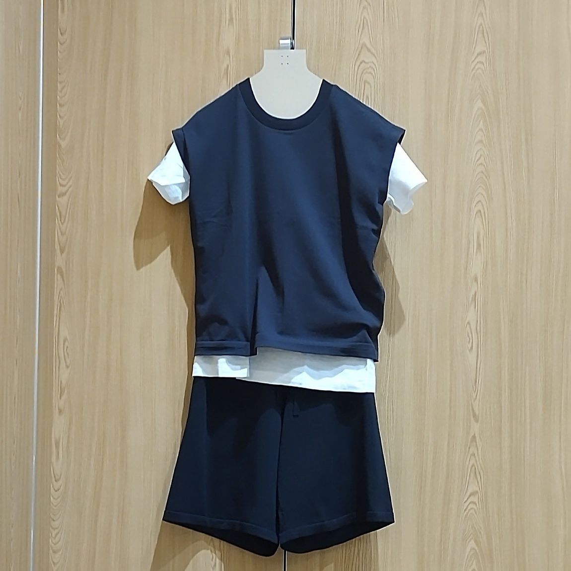 【アリオ倉敷】婦人服ベストとハーフパンツコーデ