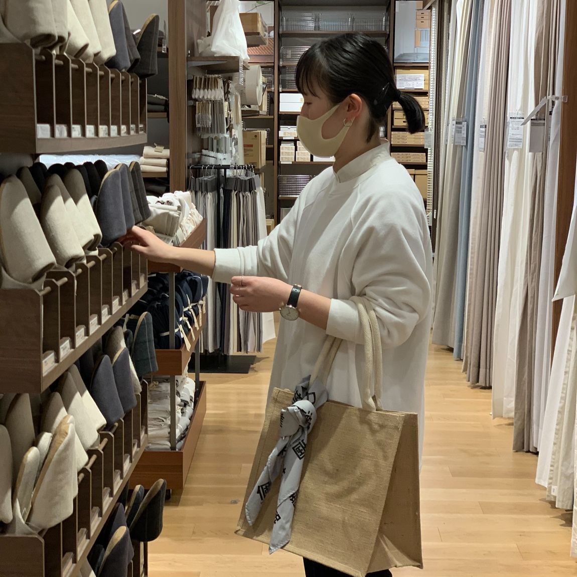 【イオンモールKYOTO】オシャレに巻いて