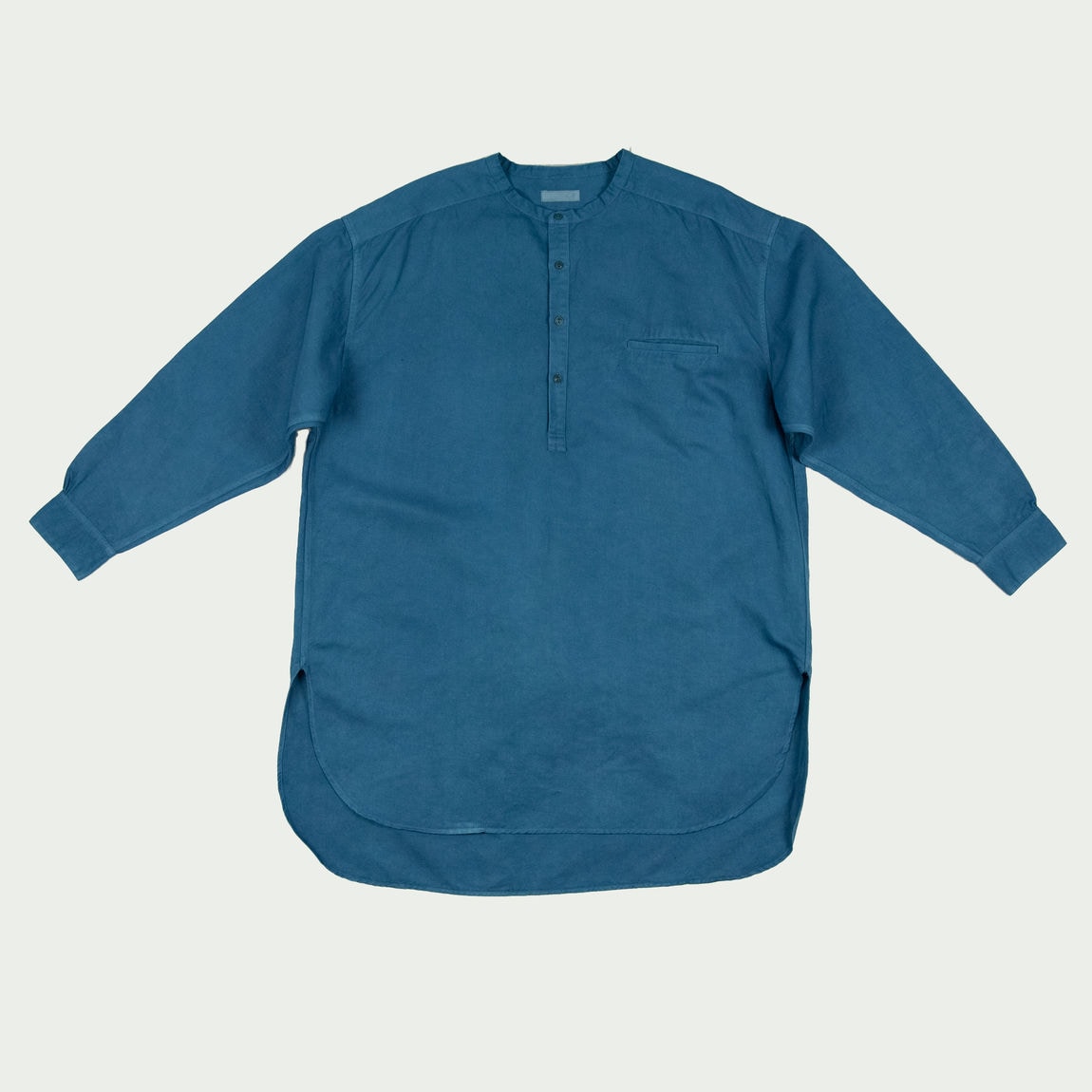 Henley neck shirt light indigo(L)表.
