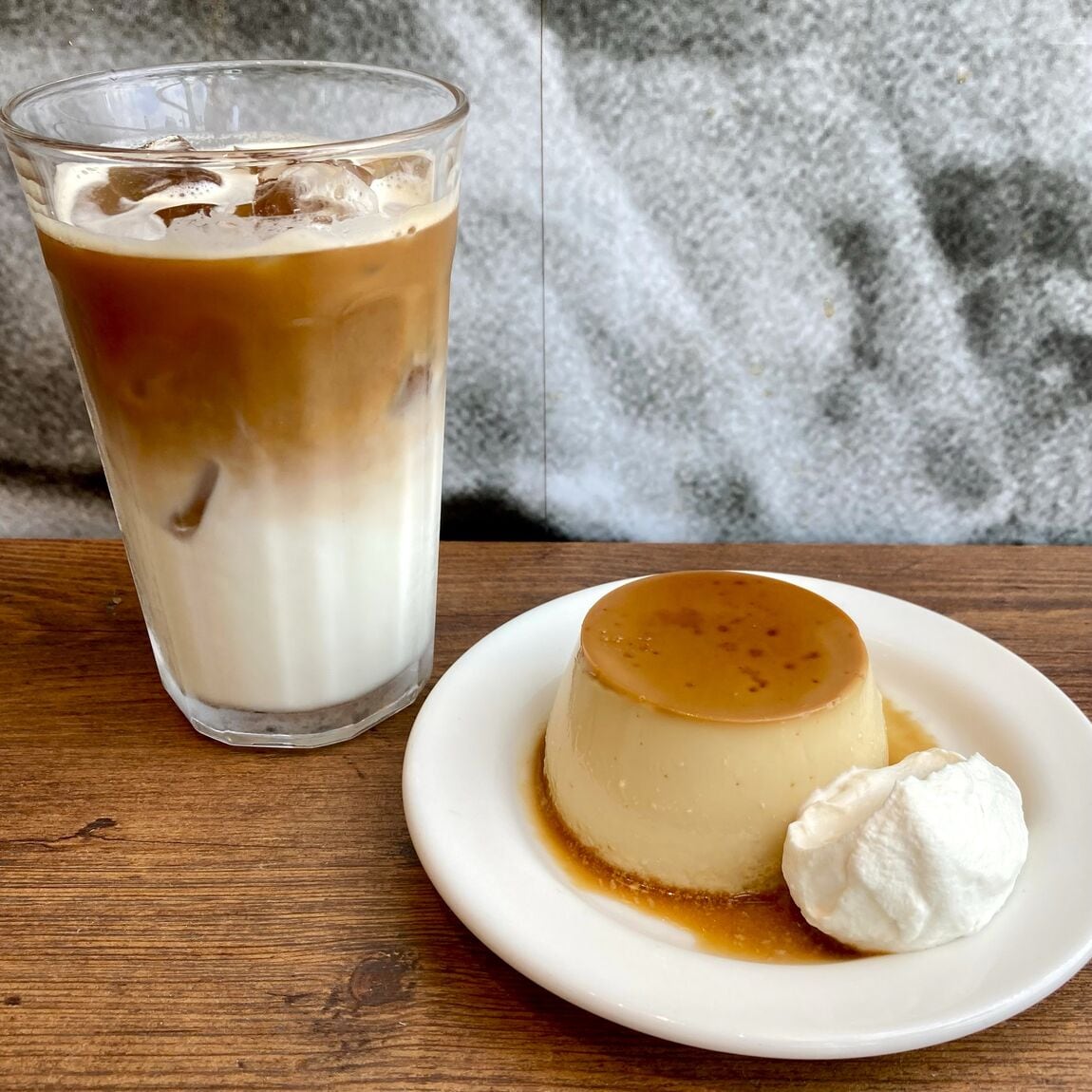 【Cafe＆MealMUJ神戸BAL】こだわり紹介「本和香糖の焼きプリン」その１_EeqLE1