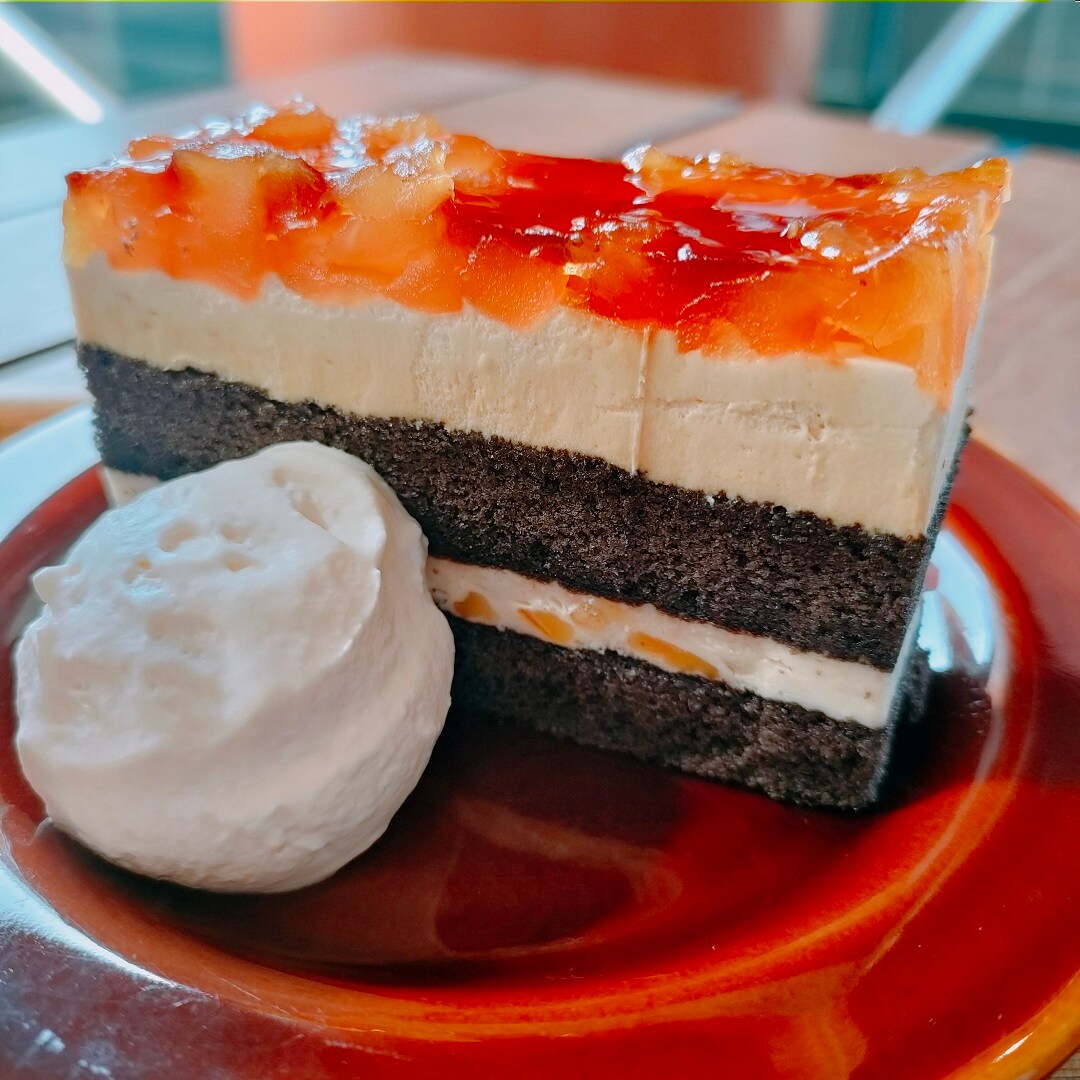 りんごのキャラメルケーキ