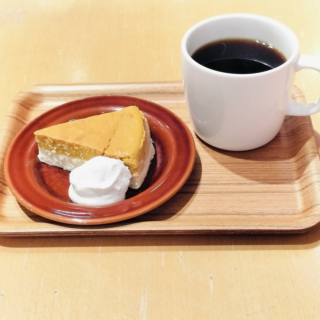 かぼちゃチーズとコーヒー