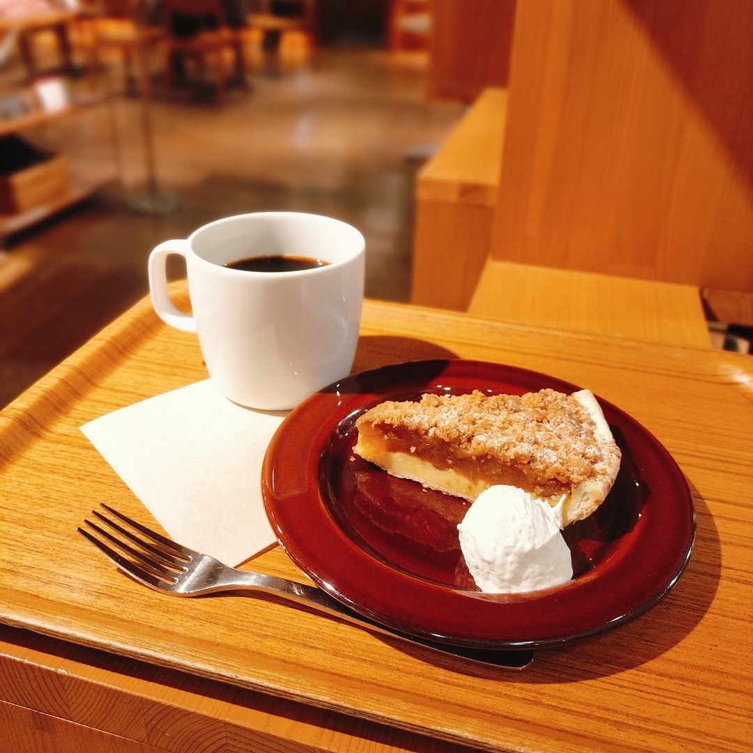 コーヒーとりんごパイ