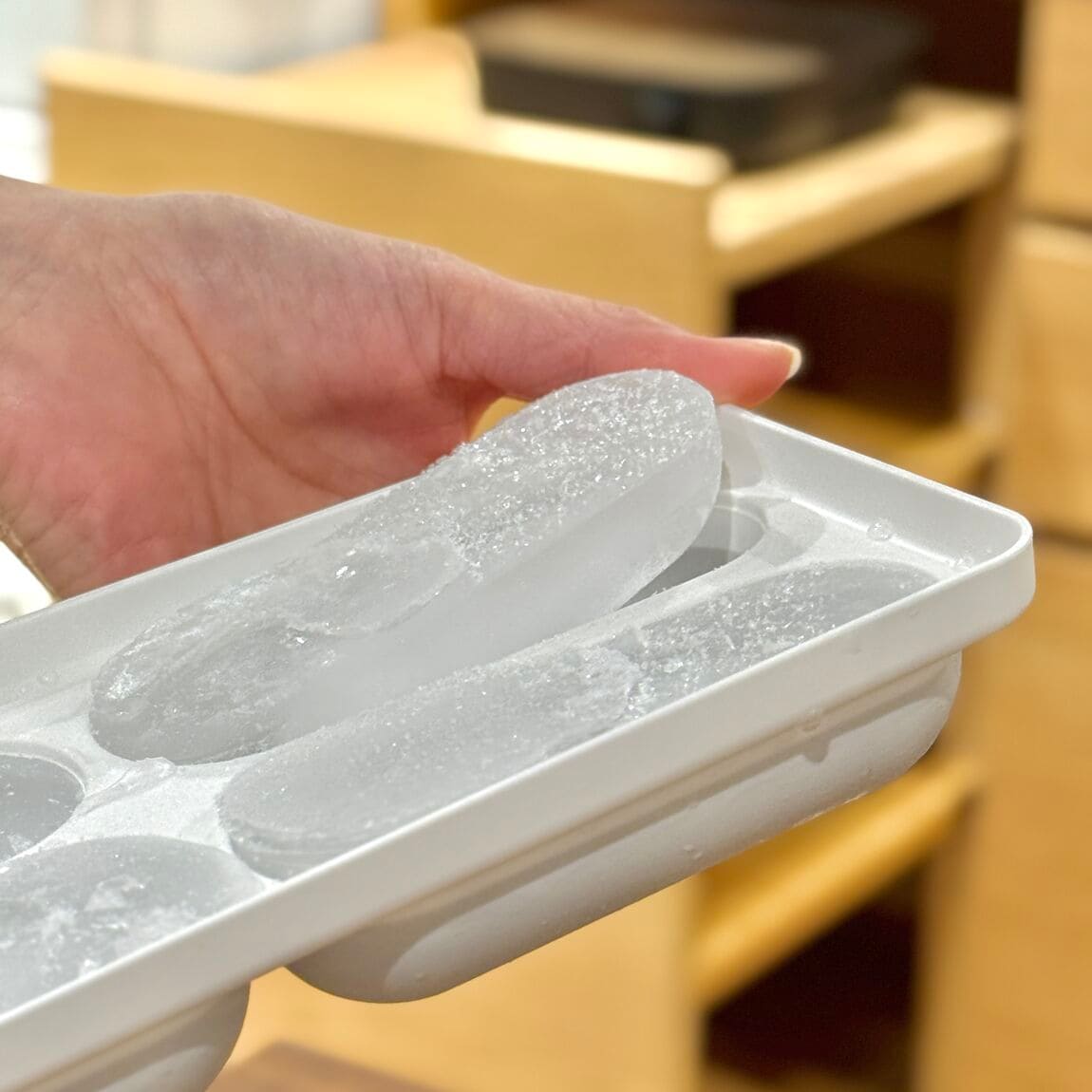 【イオンモール橿原】入れやすさを考えた、氷のかたち_tJh0CR