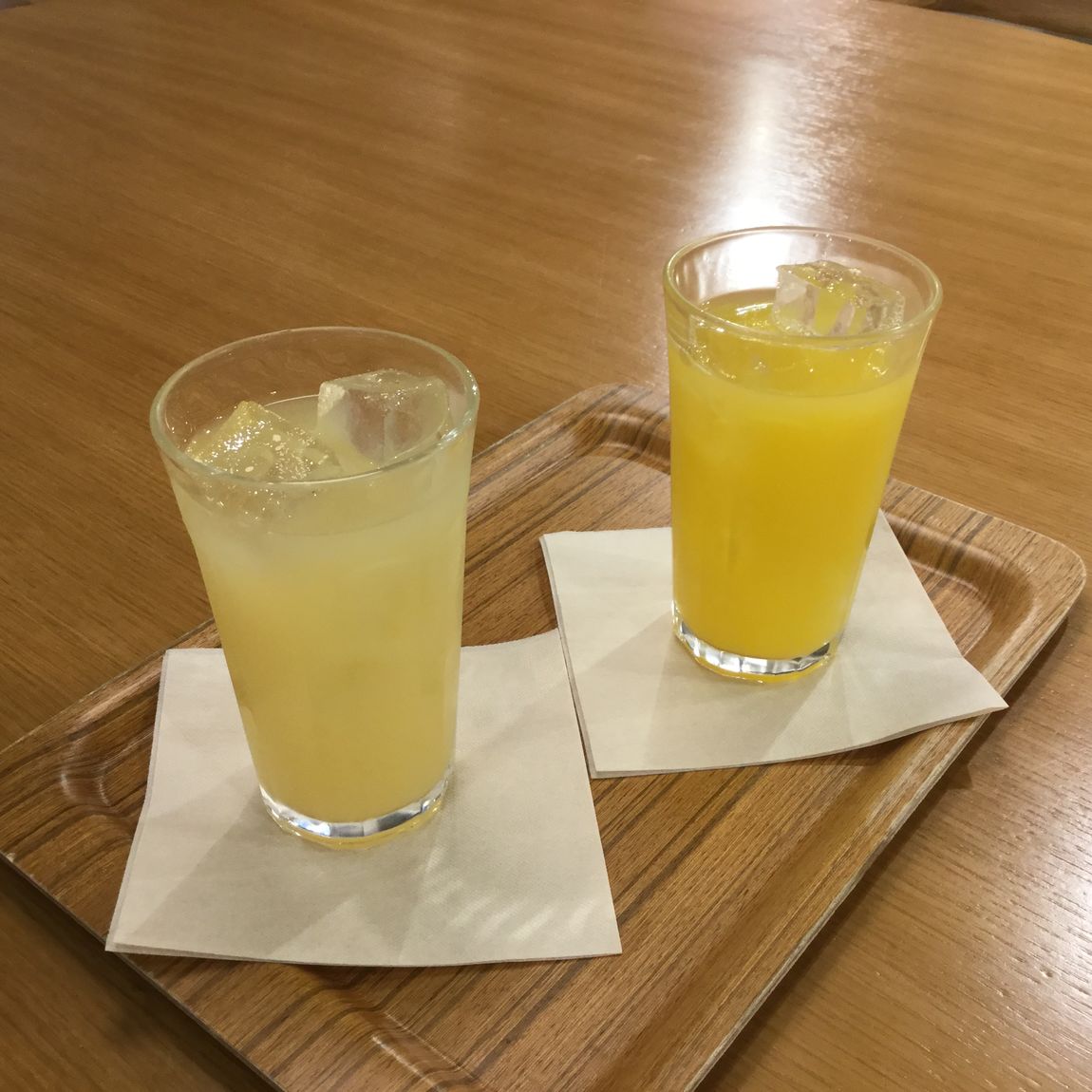 ジュース2種の画像