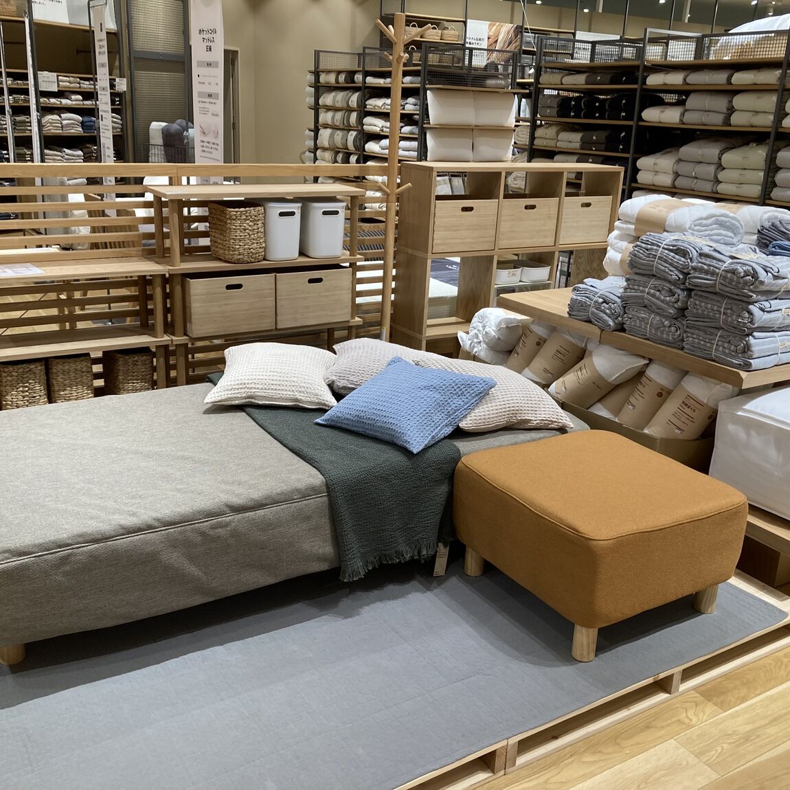 046751_20260208_01_03