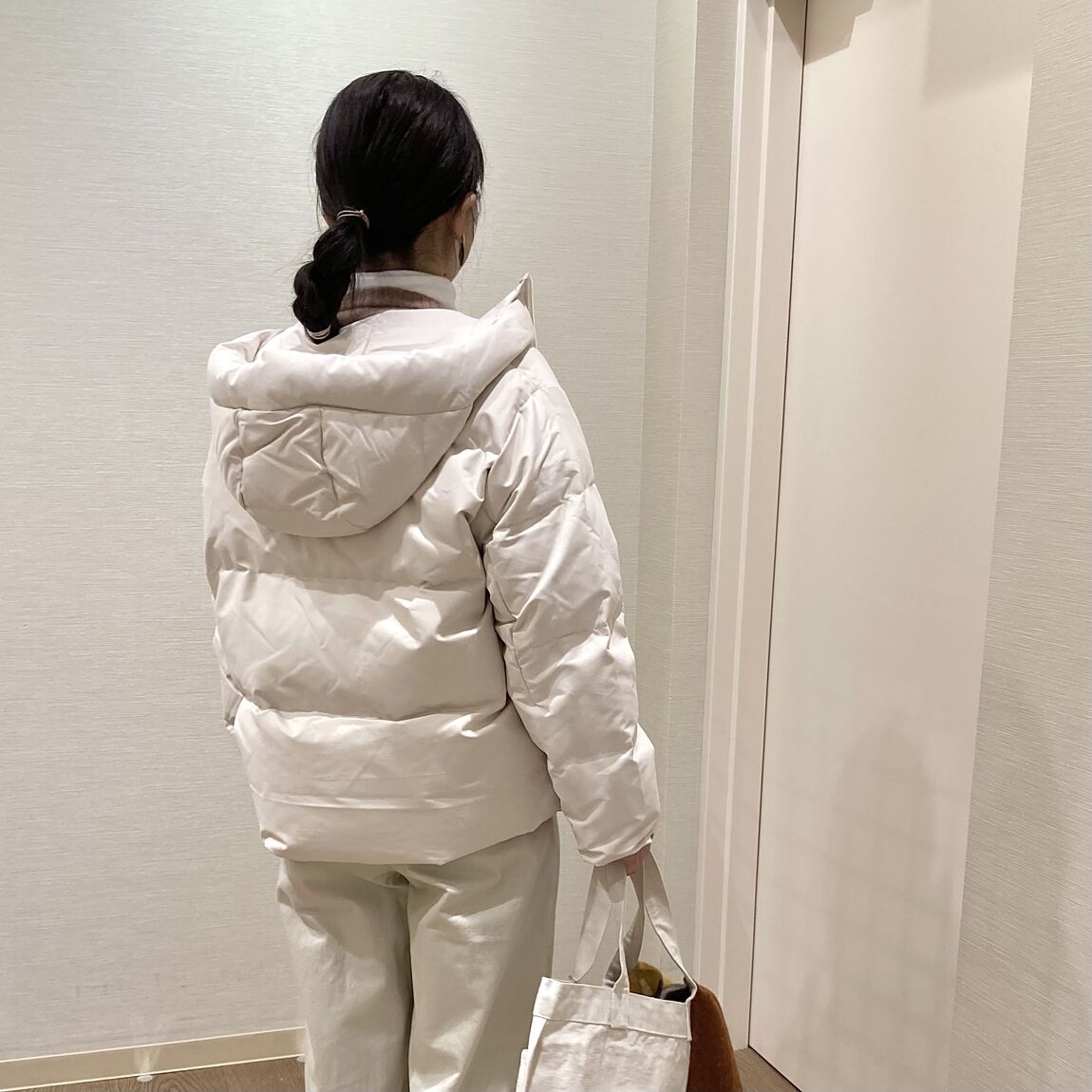 後ろ姿