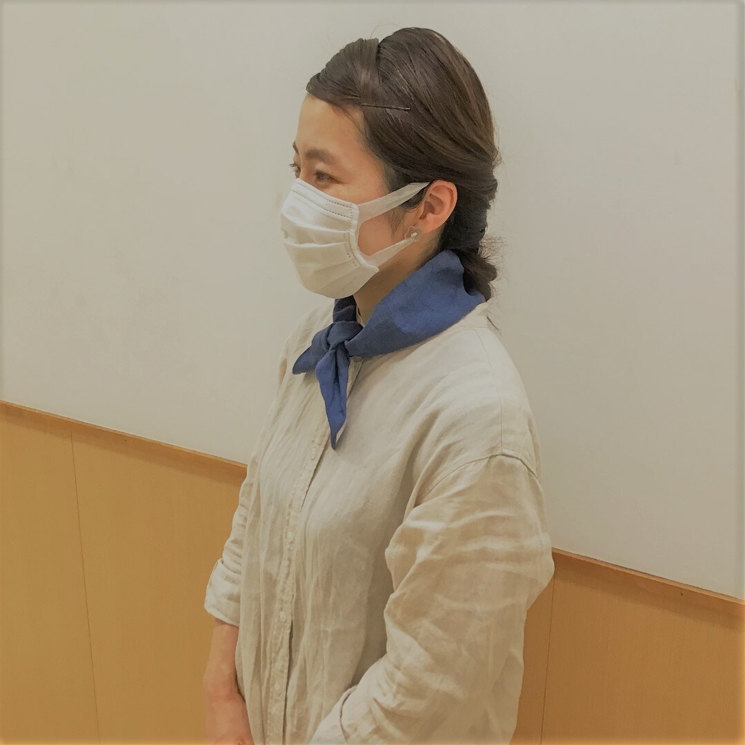 巻いて涼しく。おしゃれに快適
